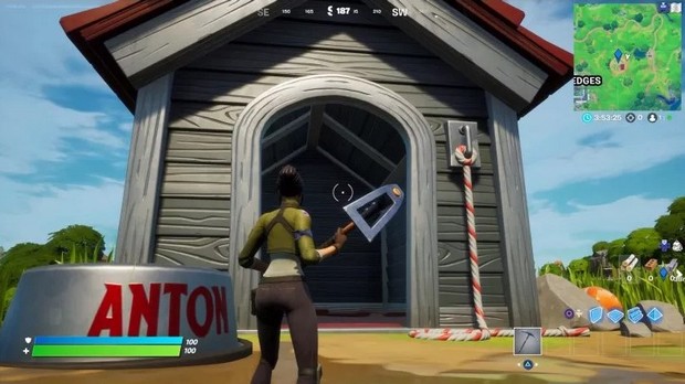 Emplacement du Manoir d'Ant-Man dans Fortnite pour le défi vous demandant de rebondir sur différents jouets pour chien